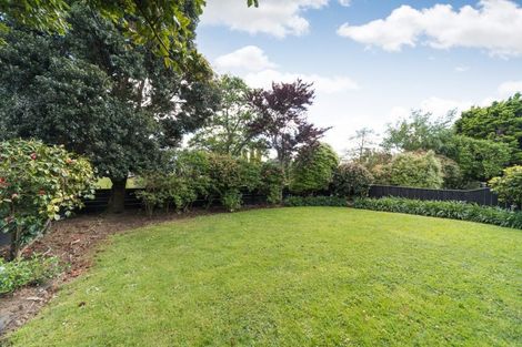 Photo of property in 60 Hillcrest Drive, Kelvin Grove, Palmerston North, 4414