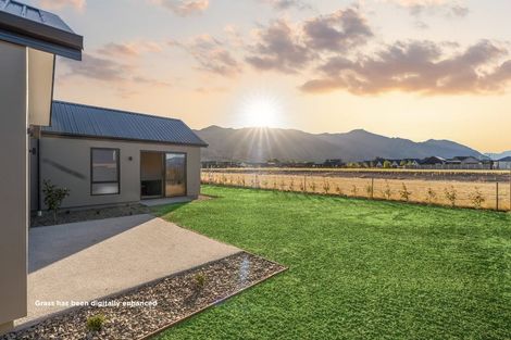 Photo of property in 11 Packer Road, Wanaka, 9382