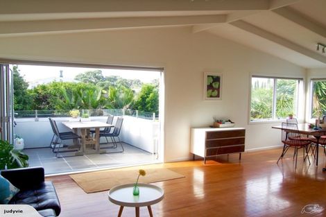 Photo of property in 3/2a Earnoch Avenue, Takapuna, Auckland, 0622