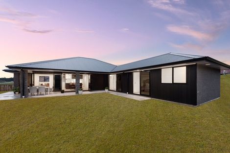 Photo of property in 4 Petariki Way, Pyes Pa, Tauranga, 3112
