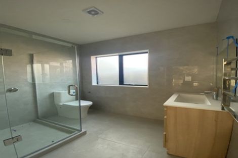 Photo of property in 37 Seaward Place, Wattle Downs, Auckland, 2103