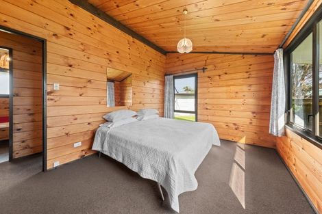 Photo of property in 2 Desmond Place, Bell Block, New Plymouth, 4312