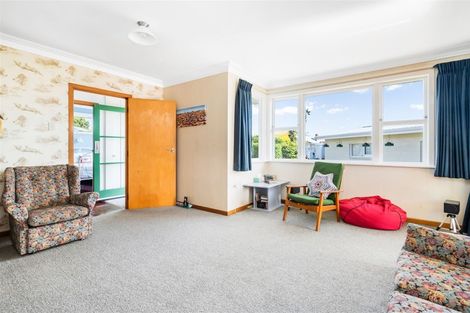 Photo of property in 6b Mains Avenue, Kensington, Whangarei, 0112