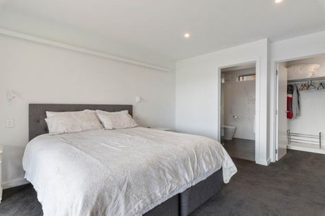 Photo of property in 314 Beacon Point Road, Wanaka, 9305