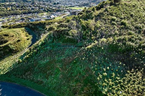 Photo of property in 19 Oakum Road, Whitby, Porirua, 5024