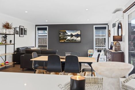 Photo of property in 92 Penetaka Heights, Pyes Pa, Tauranga, 3112