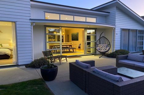 Photo of property in 15 Hunt Place, Albert Town, Wanaka, 9305