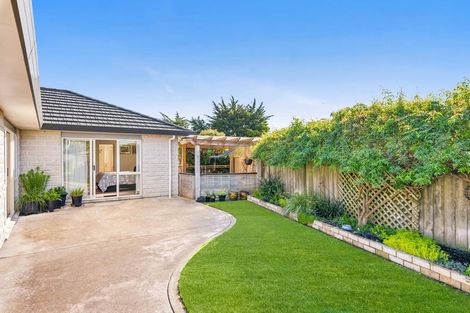 Photo of property in 194 Milne Drive, Paraparaumu, 5032