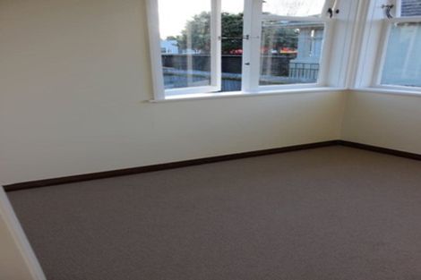 Photo of property in 43 Manawatu Street, Hokowhitu, Palmerston North, 4410