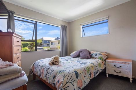 Photo of property in 11 Pohutukawa Drive, Athenree, Katikati, 3177