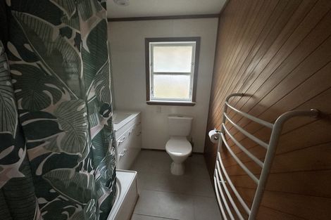 Photo of property in 2/5 Wilmshurst Place, Tawa, Wellington, 5028