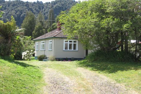Photo of property in 9 Te Puakanga Road, Rotoiti Forest, Rotorua, 3074