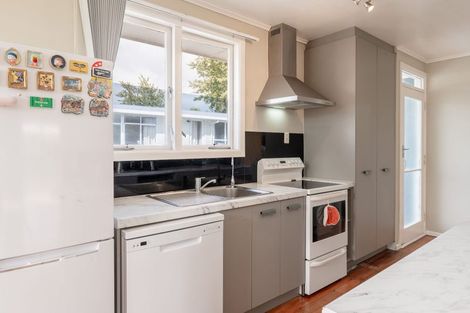 Photo of property in 8 Sunrise Avenue, Owhata, Rotorua, 3010