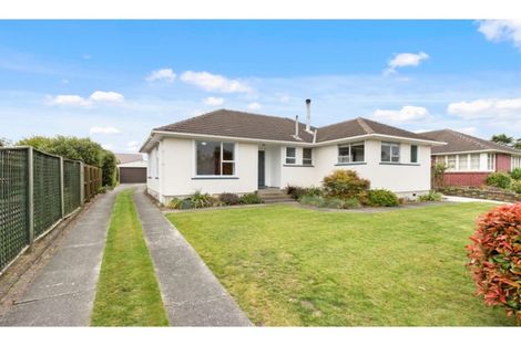 Photo of property in 15 Hillary Crescent, Upper Riccarton, Christchurch, 8041
