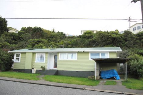 Photo of property in 10 Cotswold Crescent, Newlands, Wellington, 6037