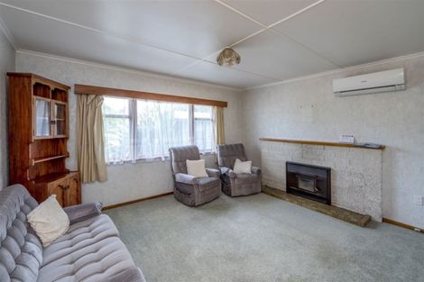 Photo of property in 9 Iti Street, Otaki, 5512