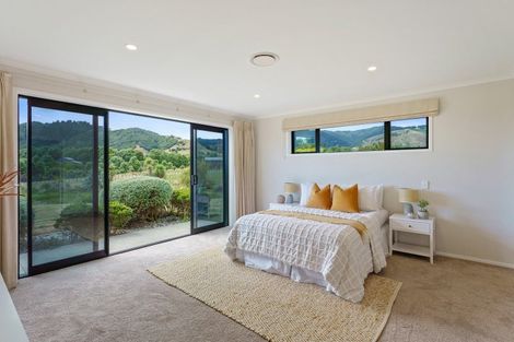 Photo of property in 38 Mountain View Drive, Manakau, Otaki, 5583