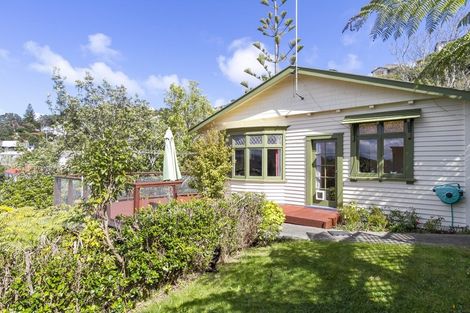 Photo of property in 26 Balfour Street, Mornington, Wellington, 6021