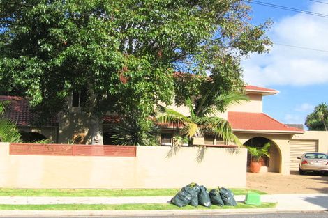 Photo of property in 1 Morrow Avenue, Bucklands Beach, Auckland, 2012