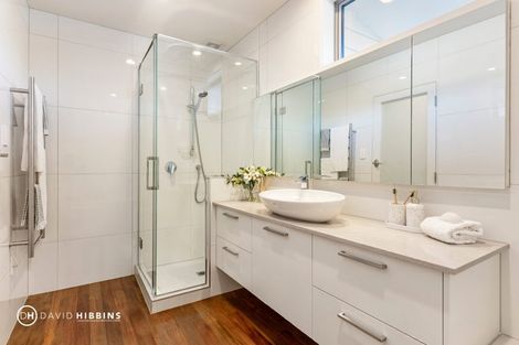 Photo of property in 11 Stanaway Street, Hillcrest, Auckland, 0627
