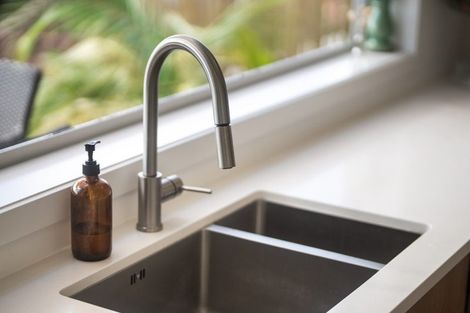 Photo of property in 5 Tunarau Street, Raglan, 3225