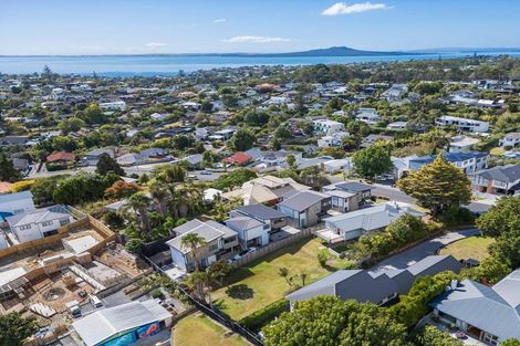 Photo of property in 83 Matipo Road, Mairangi Bay, Auckland, 0630