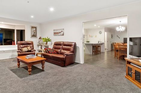 Photo of property in 39 Rowe Road, Ohauiti, Tauranga, 3173