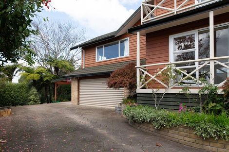 Photo of property in 37 Amanda Avenue, Dinsdale, Hamilton, 3204