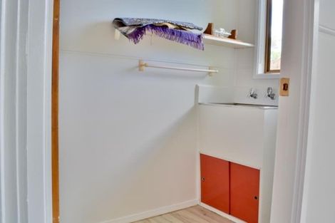 Photo of property in 2/309 Sunset Road, Sunnynook, Auckland, 0632