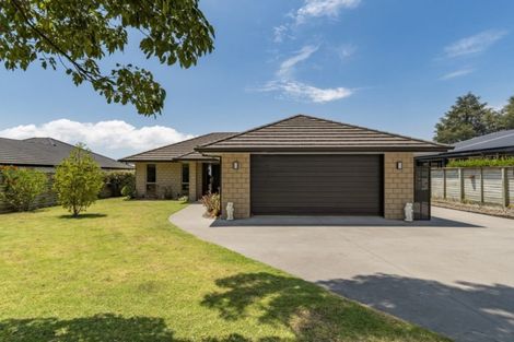 Photo of property in 52 Kayelene Place, Omokoroa, 3114