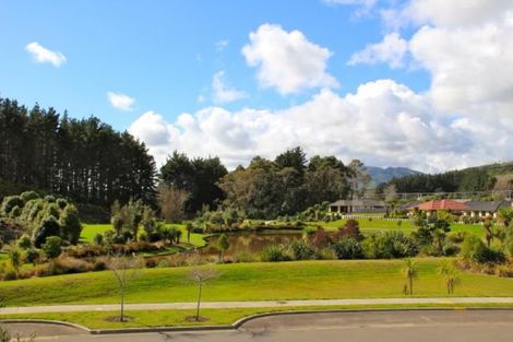 Photo of property in 1 Jade Lane, Paraparaumu, 5032