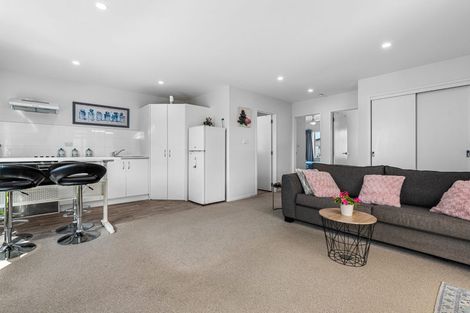 Photo of property in 11 Kamahi Crescent, Papamoa Beach, Papamoa, 3118