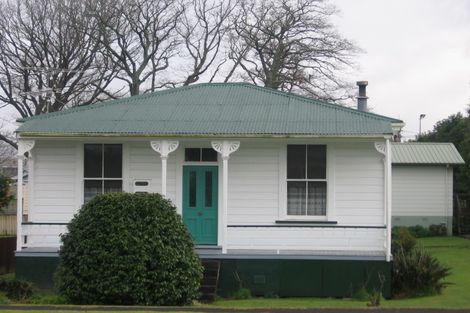 Photo of property in 10 Chapel Street, Papakura, 2110