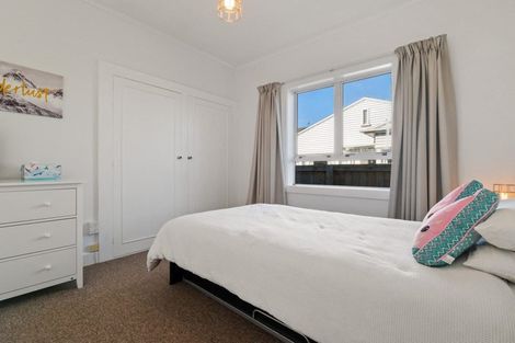 Photo of property in 16 Kotare Street, Fendalton, Christchurch, 8041