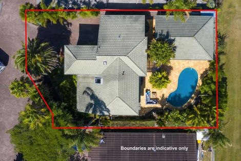 Photo of property in 24 St Lucia Place, Unsworth Heights, Auckland, 0632