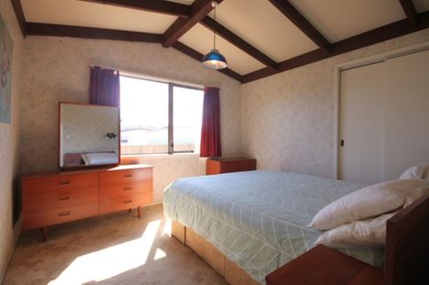 Photo of property in 17 Mccall Avenue, Pauanui, Hikuai, 3579