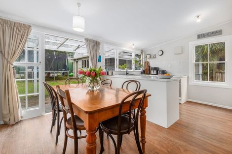 Photo of property in 30 Hinemoa Street, Paraparaumu, 5032