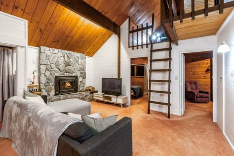 Photo of property in 1142 Moonshine Road, Judgeford, Porirua, 5381