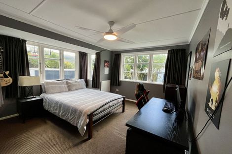 Photo of property in 14 Cecil Road, Tawa, Wellington, 5028