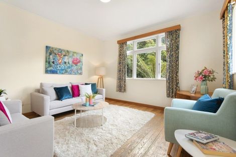 Photo of property in 117a Glenmore Street, Kelburn, Wellington, 6012