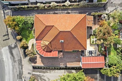 Photo of property in 241 Bay View Road, Saint Clair, Dunedin, 9012