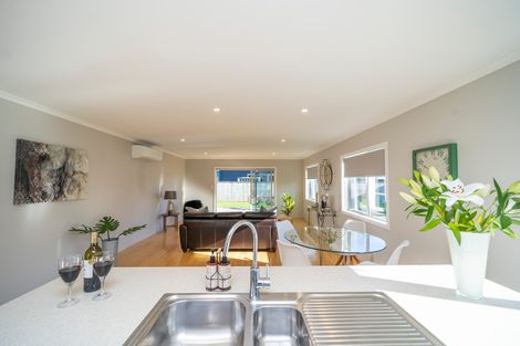 Photo of property in 162 East Street, Greytown, 5712