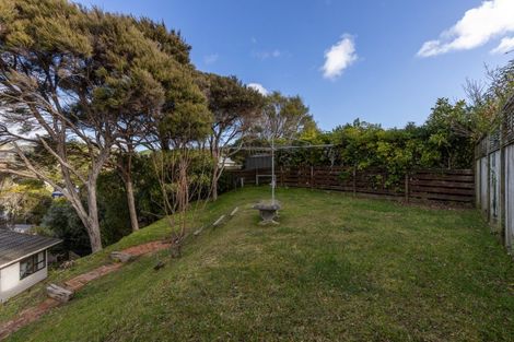 Photo of property in 25 Solander Place, Whitby, Porirua, 5024