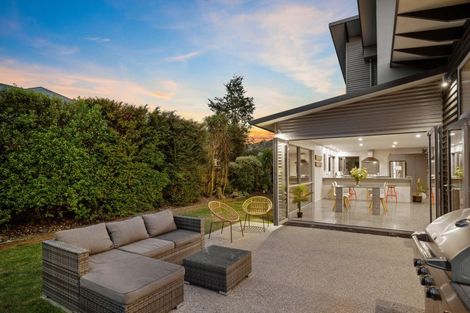 Photo of property in 3 Rere Road, Lake Hayes, Queenstown, 9304