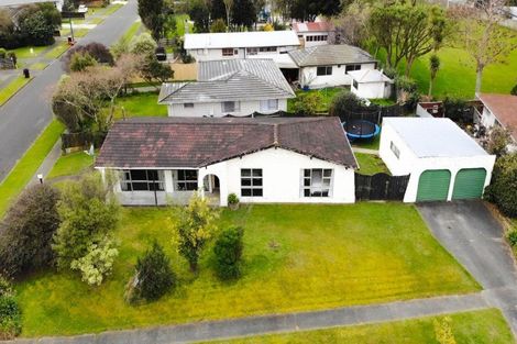 Photo of property in 16 Kimberley Grove, Westbrook, Palmerston North, 4412