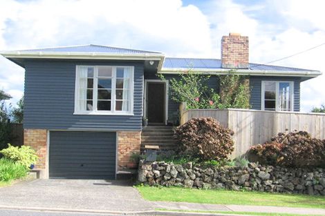 Photo of property in 37 Pleasant Road, Glen Eden, Auckland, 0602