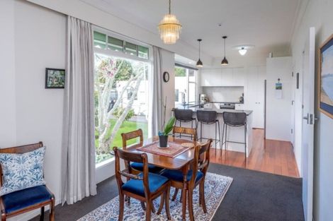 Photo of property in 395 Te Moana Road, Waikanae, 5036