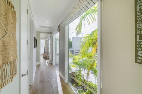 Photo of property in 14 Bay View Terrace, Tairua, 3508