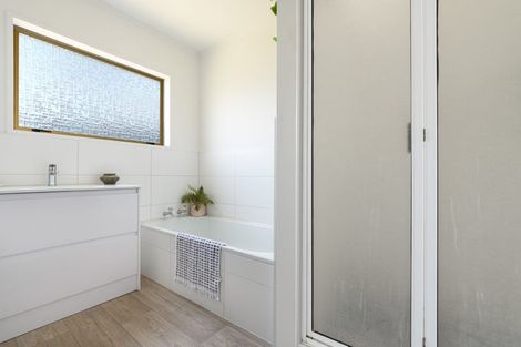 Photo of property in 115 Hinewa Road, Otumoetai, Tauranga, 3110