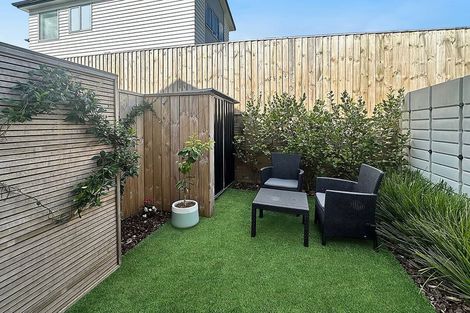 Photo of property in 13/21 Titoki Street, Te Atatu Peninsula, Auckland, 0610
